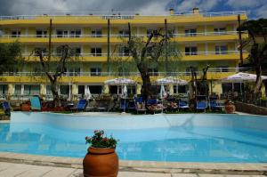 4 star hotell Hotel Internazionale Torri del Benaco Itaalia