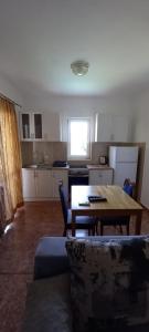 One-Bedroom Apartment with Terrace room in Apartmani Stojanović