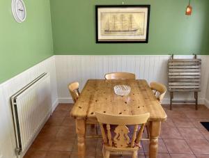 Fairhill Cottage Perfect location with garden in central Ballycastle