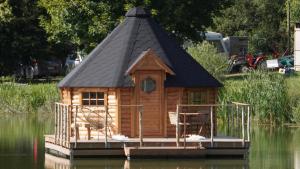 Chalets Les Cabanes Flottantes : Chalet (4 Adultes)