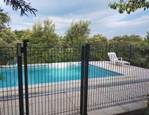 Villas Villa et piscine privatives proche Ruoms : Villa 3 Chambres