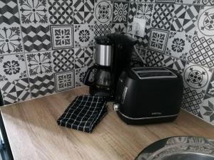 LE BIKING *STUDIO (30m²) *WIFI*PARKING PRIVE*CALME