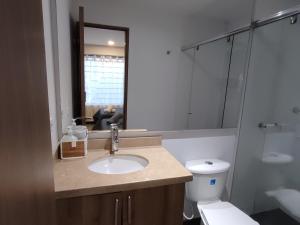 8 Apartaestudio Cedritos independiente