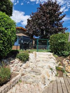 Chalets Chalet moderne au bord d'un lac : photos des chambres