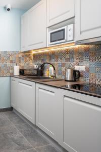 JESS INN Hostel Rondo Charles de Gaulle