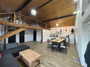 Cabana Tudor