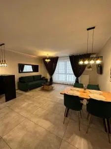 Comfy Apartment Kłodzko - KLIMATYZACJA - Żelazno