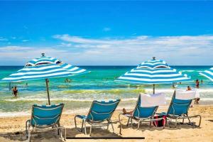 Miami Beach 2BR with Pool & Ocean View