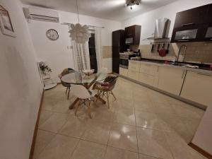 Lara apartment 