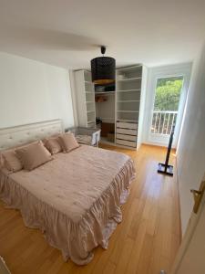 Appart T3 tout équipé calme avec prairie et parking