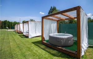 Amazing Home In Fericanci With Sauna