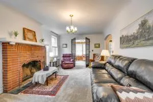 8 Mi to Elk Mountain Ski Resort Clifford Home! - Blakely