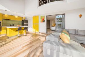 2-bdr luxury villa at a villa resort with beach club and concierge service