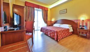 Deluxe Room with City View room in Best Western Hotel San Donato