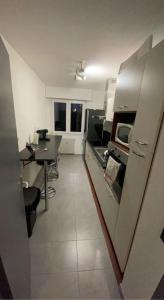 Appartements F2 Centre ville : photos des chambres