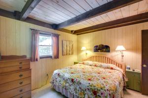 West Dover Home - Steps to Mount Snow Resort!