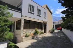 Apartment Baska Voda 6773a