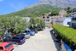 Apartments with a parking space Baska Voda, Makarska - 6773