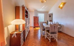 Apartments with parking space Banjole, Pula - 7036