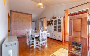 Apartments with parking space Banjole, Pula - 7036