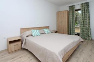 Studio with Balcony and Sea View room in Studio Mandre 3084b