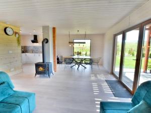 Comfortable holiday home, sauna hot tub included