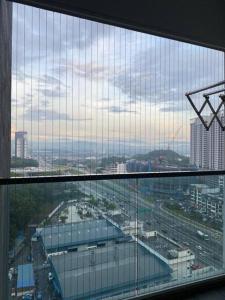 Family friendly multiple Parking 3bedroom apartment