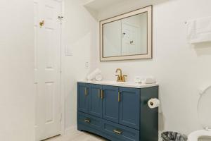 Roomy Home 5 mins from attractions