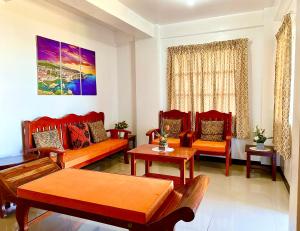 Vacation House in Baguio with Amazing Sunset Views