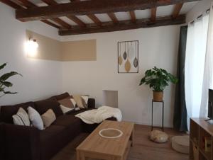 Chaleureux duplex spacieux et ensoleillé