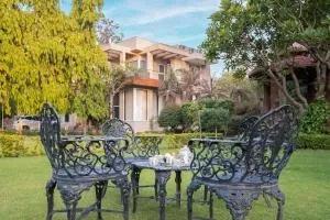 StayVista at Estate 10 by Tarika - Dera Māndi