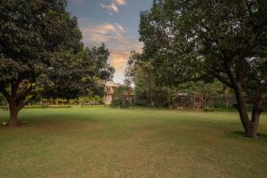 StayVista at Estate 10 by GTV Estate Luxury Private Pool Villa in Delhi