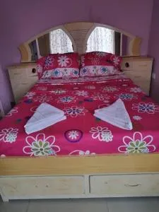 Mi Casa Bonita con baño privado y ducha caliente - Уачипа