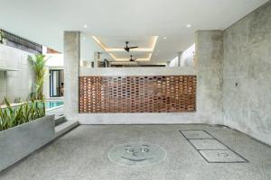 Langma Villa Canggu 6BR Rooftop & Pool Paradise