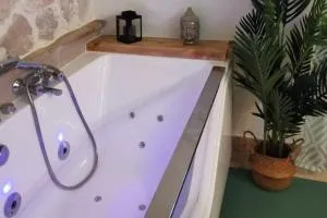 La Petite Reine Du Ventoux - Saint-Trinit