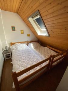 Chalets Chalet 3 chambres avec cheminee et jardin clos : photos des chambres