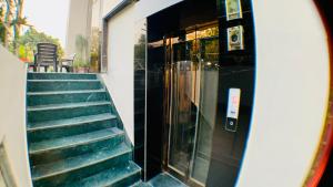 Kashish Residency and Banquet