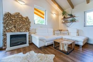 AusZeit Steiraland Penthouse 9 mit großen Balkon und Parkplatz