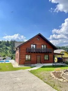 Карпатська садиба - 奥尔亚维奇克