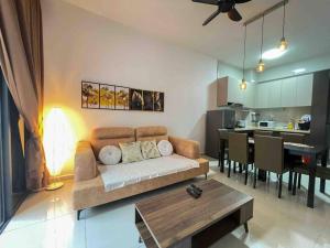 Country Garden Danga Bay by WP HOMESTAY