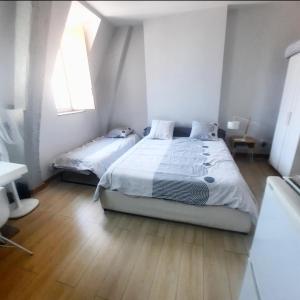 Appartements Studio Jean LEBELIN : photos des chambres