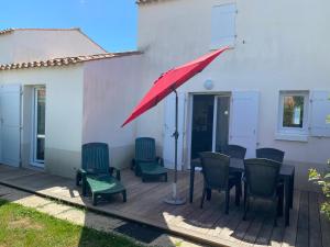 Maisons de vacances Le Village des Amareyeurs - Ile d'Oleron - Maison classee 3 etoiles avec piscine : photos des chambres