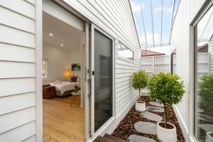 Eastern Beach Retreat