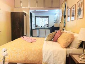 Bandra Studio Lokhandwala House, Near Carter Road, Palli Hill by Connekt Homes