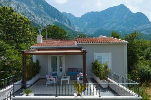 Villa Ella - swimming pool, garden, baby friendly