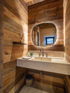 Chalets Superbe ferme renovee en chalet de luxe en PLEINE NATURE : photos des chambres