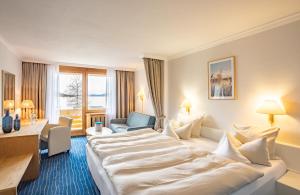 Double Room with Lake View room in Yachthotel Chiemsee GmbH