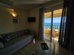 Corfu Glyfada Beach Apartment 40