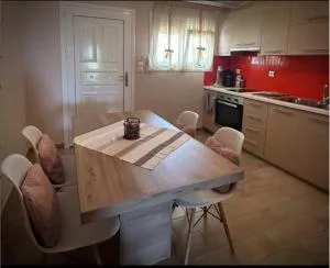 Paschali apartment with 1 bedroom in Ammoudia - Mesopótamos