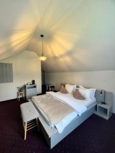 Economy Double Room room in Garden Retreat